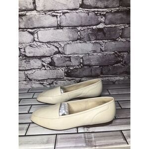Enzo Angiolini Liberty Ivory Cream Leather Square Toe Loafers Flats Women Sz 6M